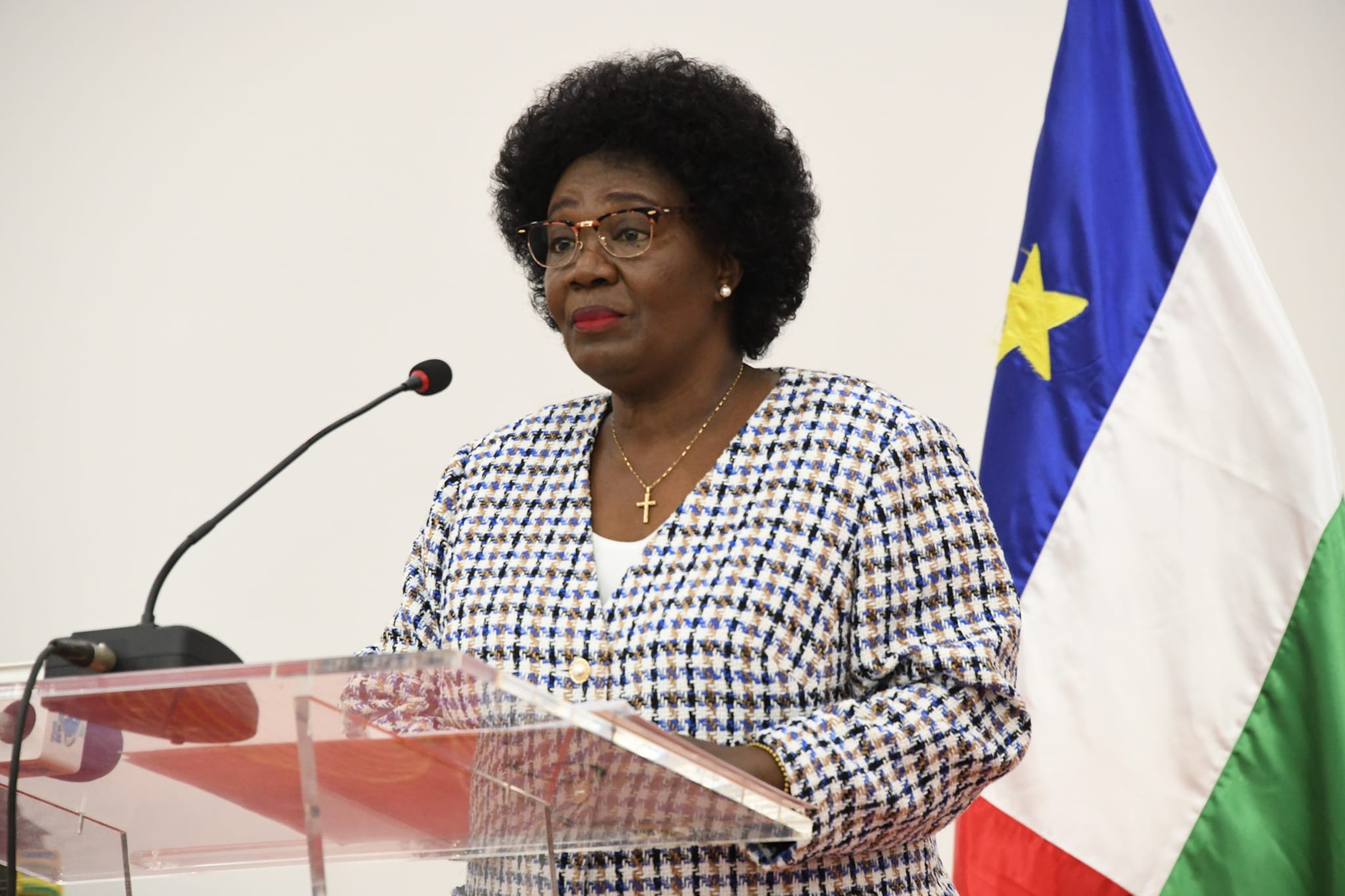 RCA : la première dame présente rapport des travaux du 4eme Forum Eurasien des femmes