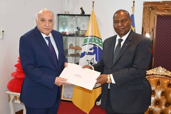 RCA : le chef de l’Etat reçoit un émissaire du président Algérien Abdelmadjid Tebboune