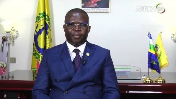 RCA : le gouvernement clarifie la situation autour du passeport d’Anicet-Georges Dologuélé