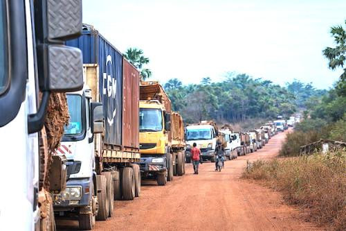 RCA : plus de 100 camions bloqués sur le corridor Bangui-Douala